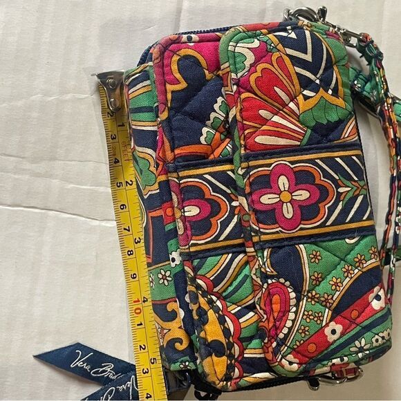 Vera Bradley Crossbody - Picture 6 of 6